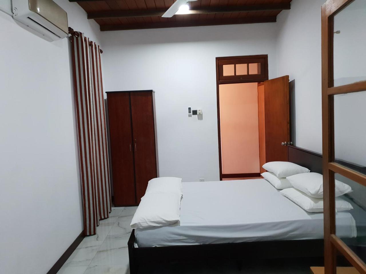 Ice Berg Apartment Dehiwala-Mount Lavinia Luaran gambar