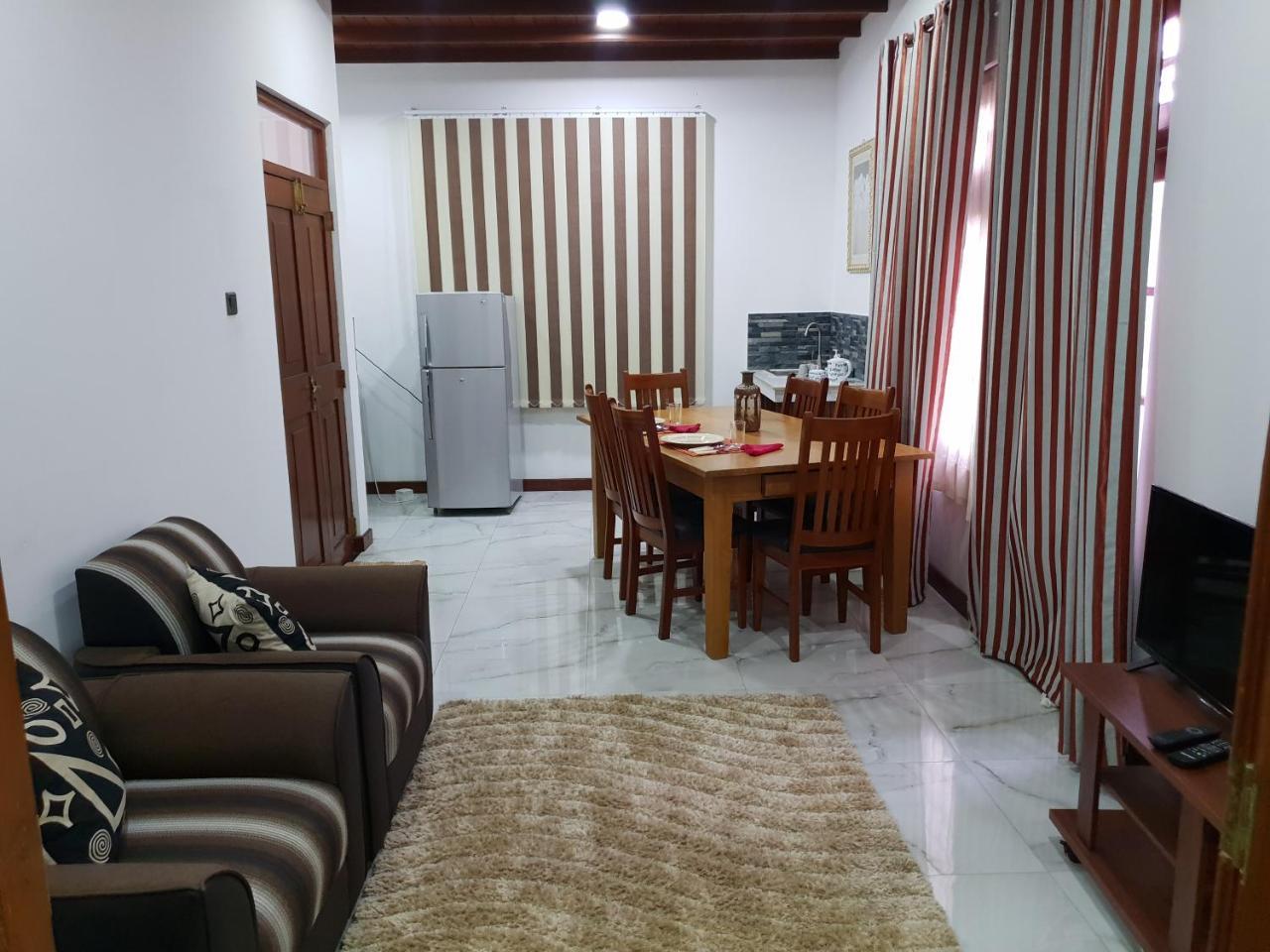 Ice Berg Apartment Dehiwala-Mount Lavinia Luaran gambar